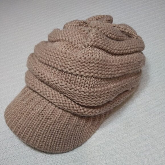C.C. Exclusive Soft Knit Winter Newsboy Hat Tan/Brown Stretchy Beanie Mod Retro - Picture 2 of 7
